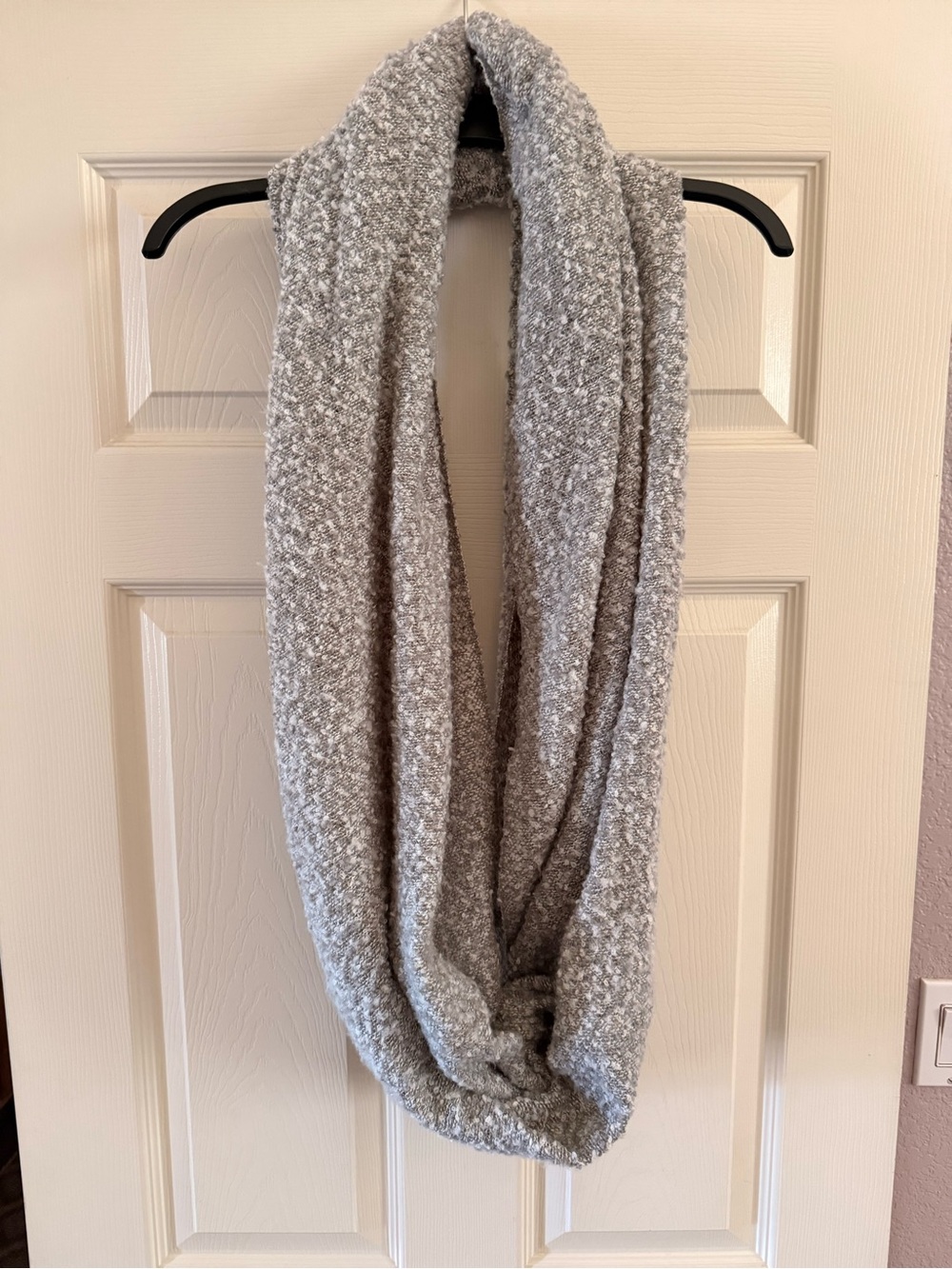 Cozy Women's Gray Infinity Sweater Scarf